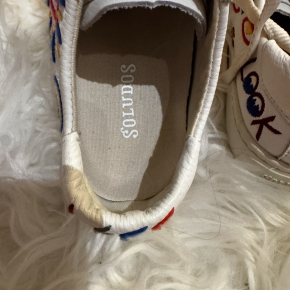 Soludos Ibiza Classic Embroidered Sneaker Ultra Soft Leather Third Eye Women's 6 - Picture 6 of 9
